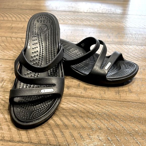 CROCS Shoes Crocs Sandals Size 6 Poshmark